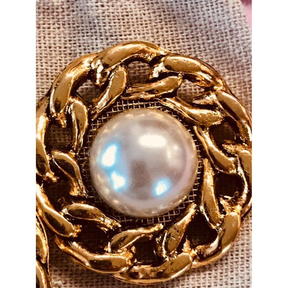 Non Signé  Unsigned